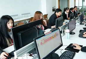 齐全售中售后服务